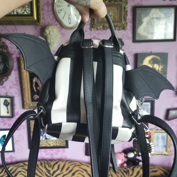 Hot Topic Black and White Striped Mini Bag - Picture 5 of 5